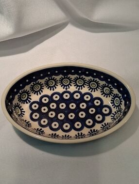 Boleslawiec Hand-Painted Ceramic Oval Dish in Navy and Cream Made In Poland